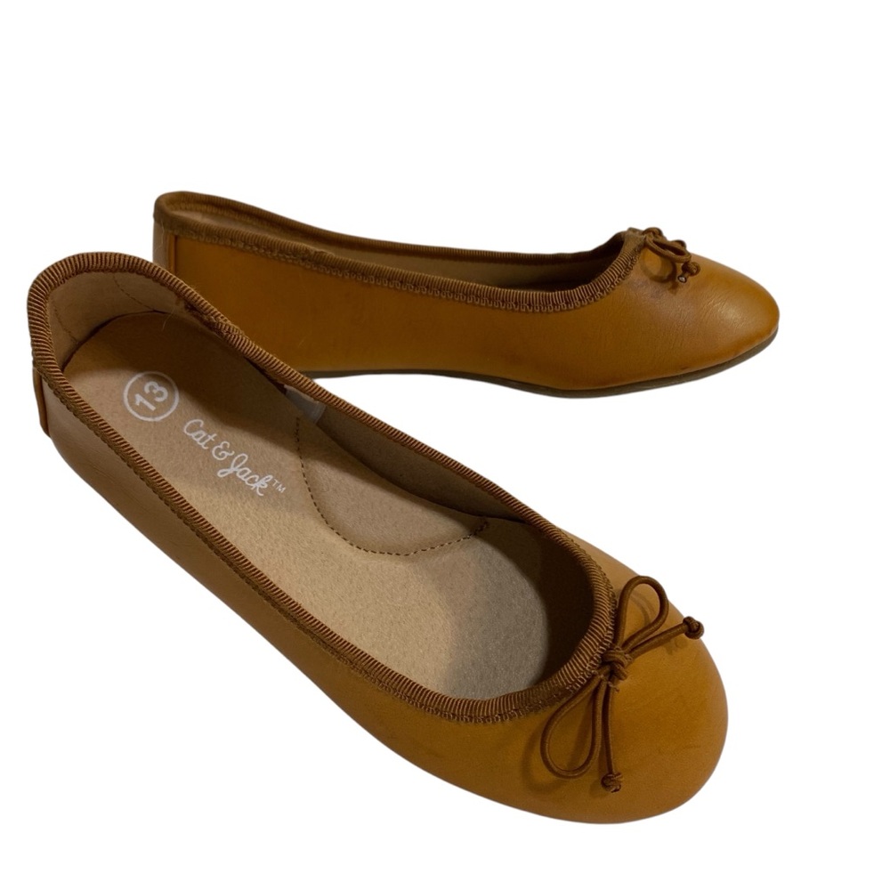 CAT & JACK Shoes Ballet Flats NEW Size 13 Camel Tan Padded Footbed Cute Bow